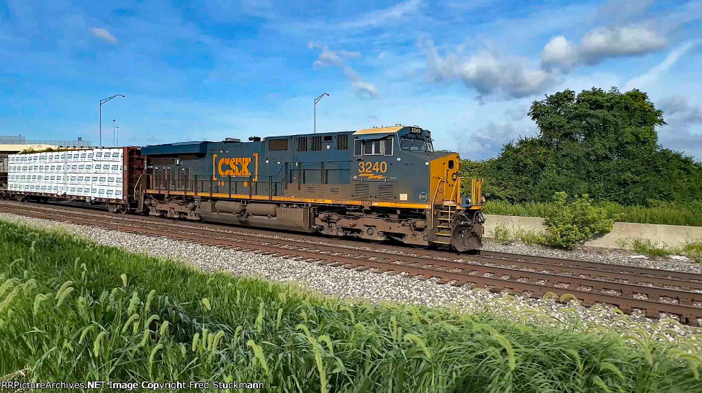 CSX 3240 starts us off.